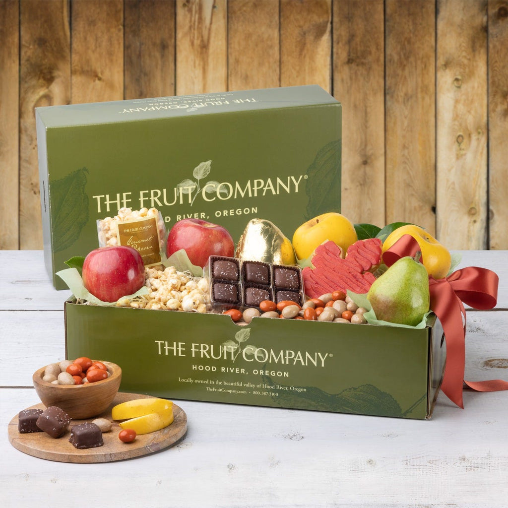 Halloween Boo Box: 1 Caramel Sauce, 4 Mini Apples, 1 bag Reese's Pieces, 1 bag caramel cashew crunch popcorn